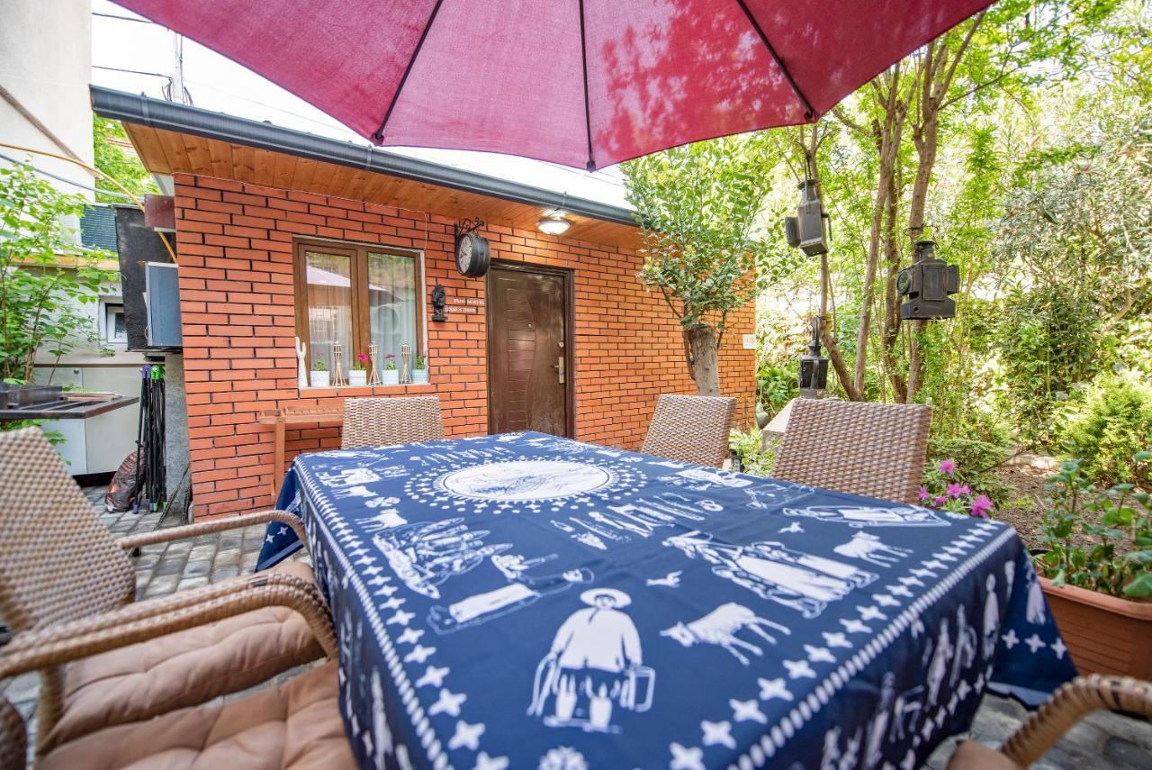 Garden House Villa Tbilisi ภายนอก รูปภาพ