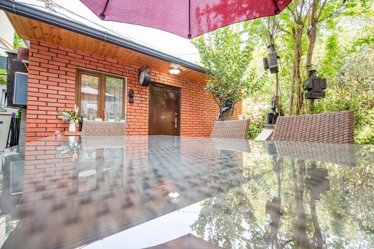 Garden House Villa Tbilisi ภายนอก รูปภาพ